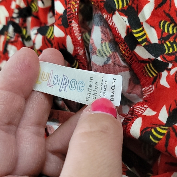 Lularoe Tall and Curvy Bees leggings - Picture 2 of 2